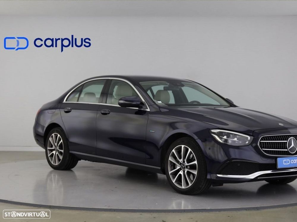 Mercedes-Benz E 300 de AMG Line - 2