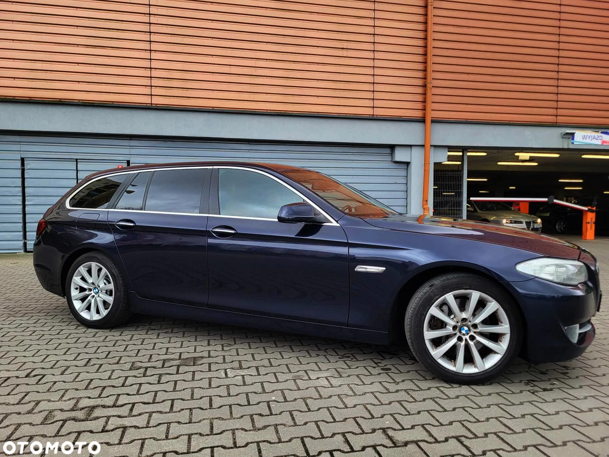 BMW Seria 5 - 14