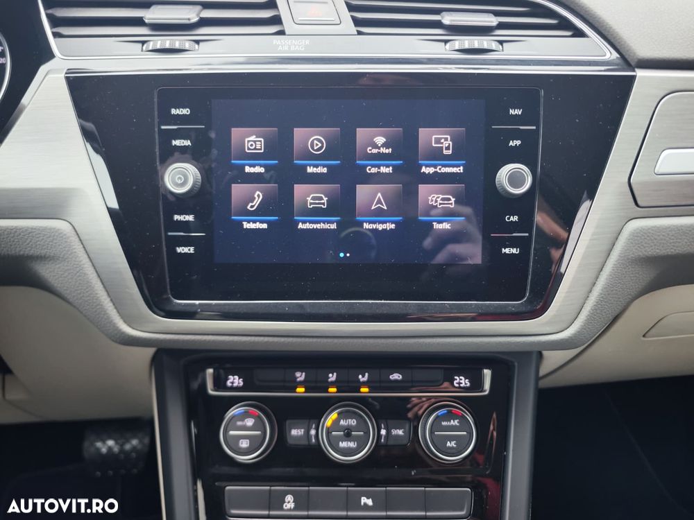 Volkswagen Touran 2.0 TDI DSG Comfortline - 21