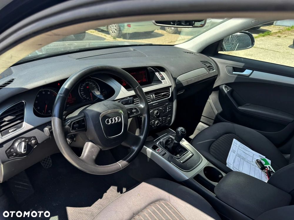Audi A4 Avant 1.8 TFSI Attraction - 11