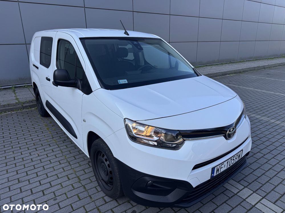 Toyota ProAce Kombi 1.5 D-4D Medium 2,6t - 5