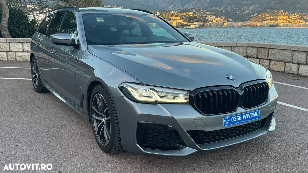 BMW Seria 5 530d xDrive Touring Aut. M Sport Edition - 2