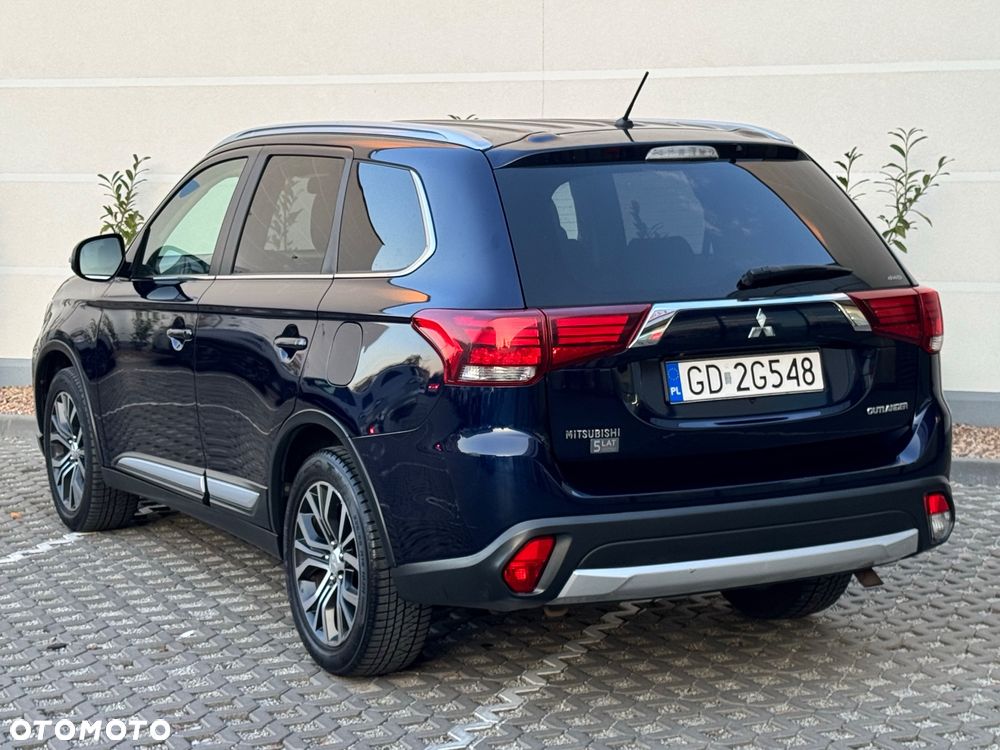 Mitsubishi Outlander 2.2 DI-D Intense + SDA 4WD - 8