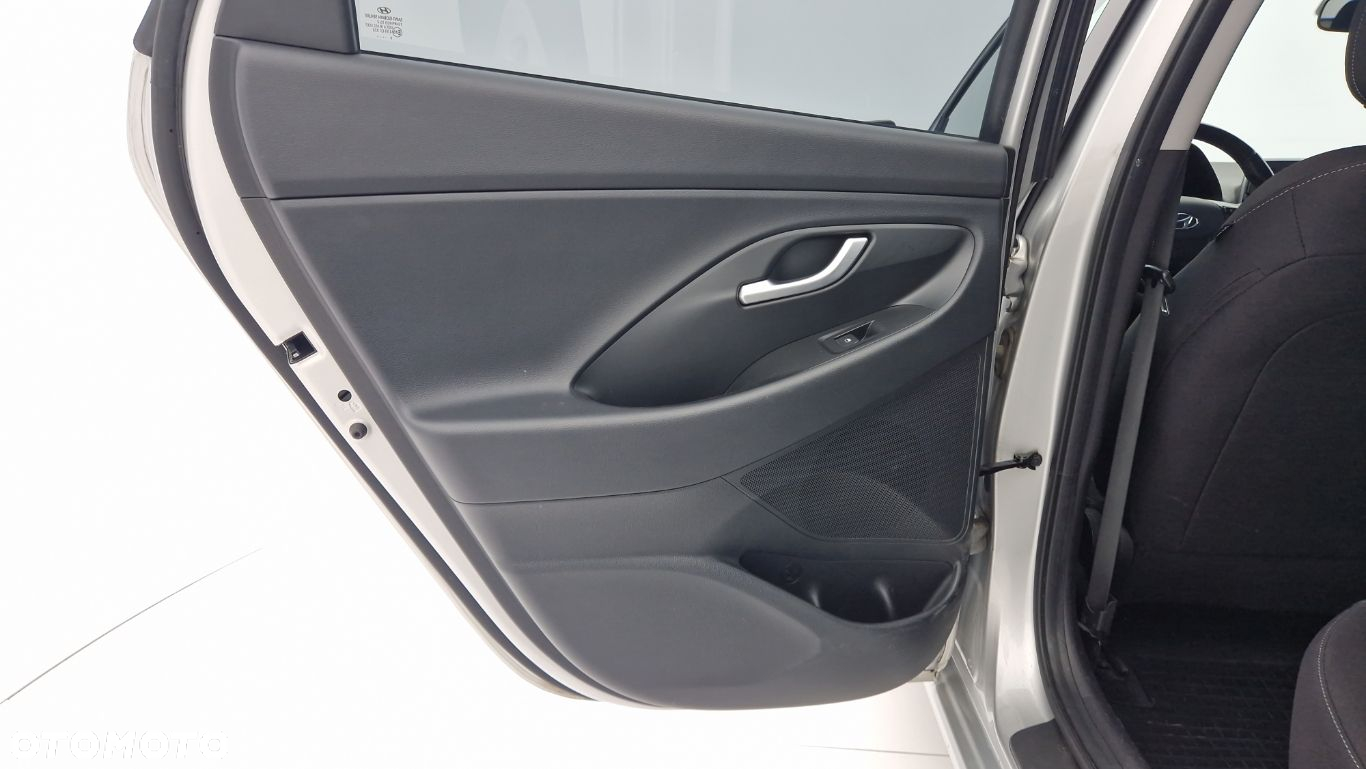 Hyundai i30 - 21