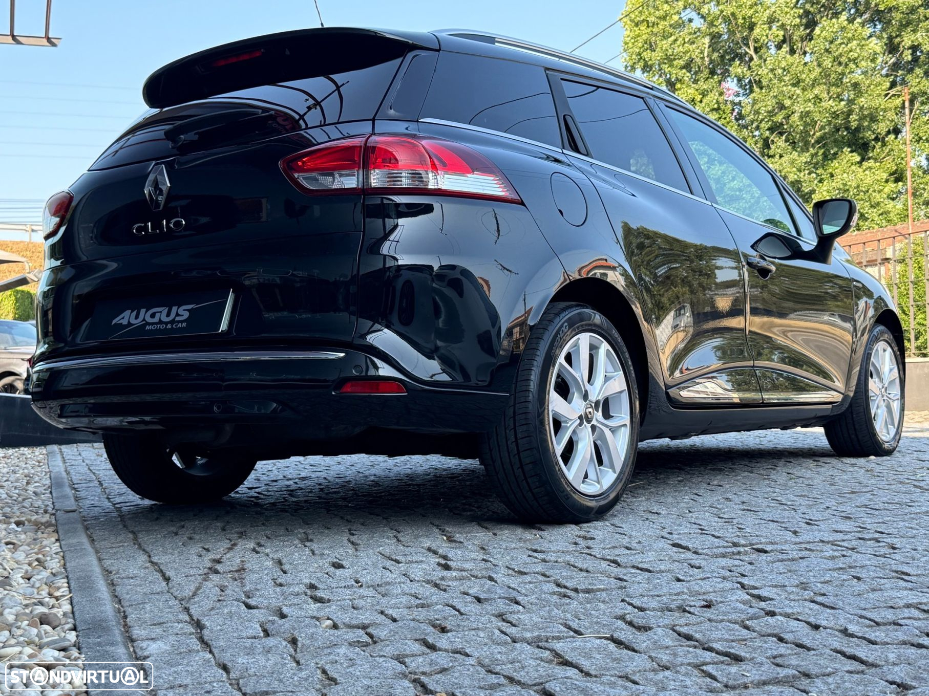 Renault Clio Sport Tourer TCe 90 Limited - 4