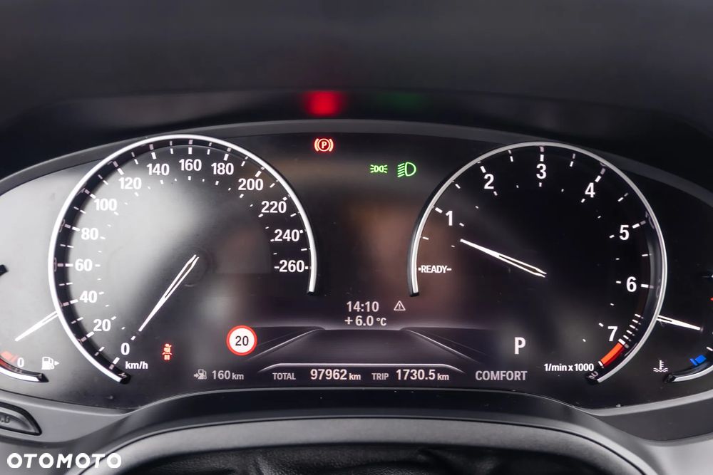 BMW Seria 3 320i xDrive M Sport Sport - 23