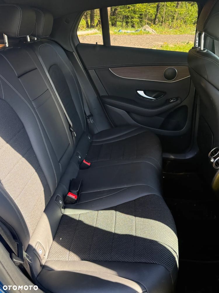 Mercedes-Benz GLC - 11
