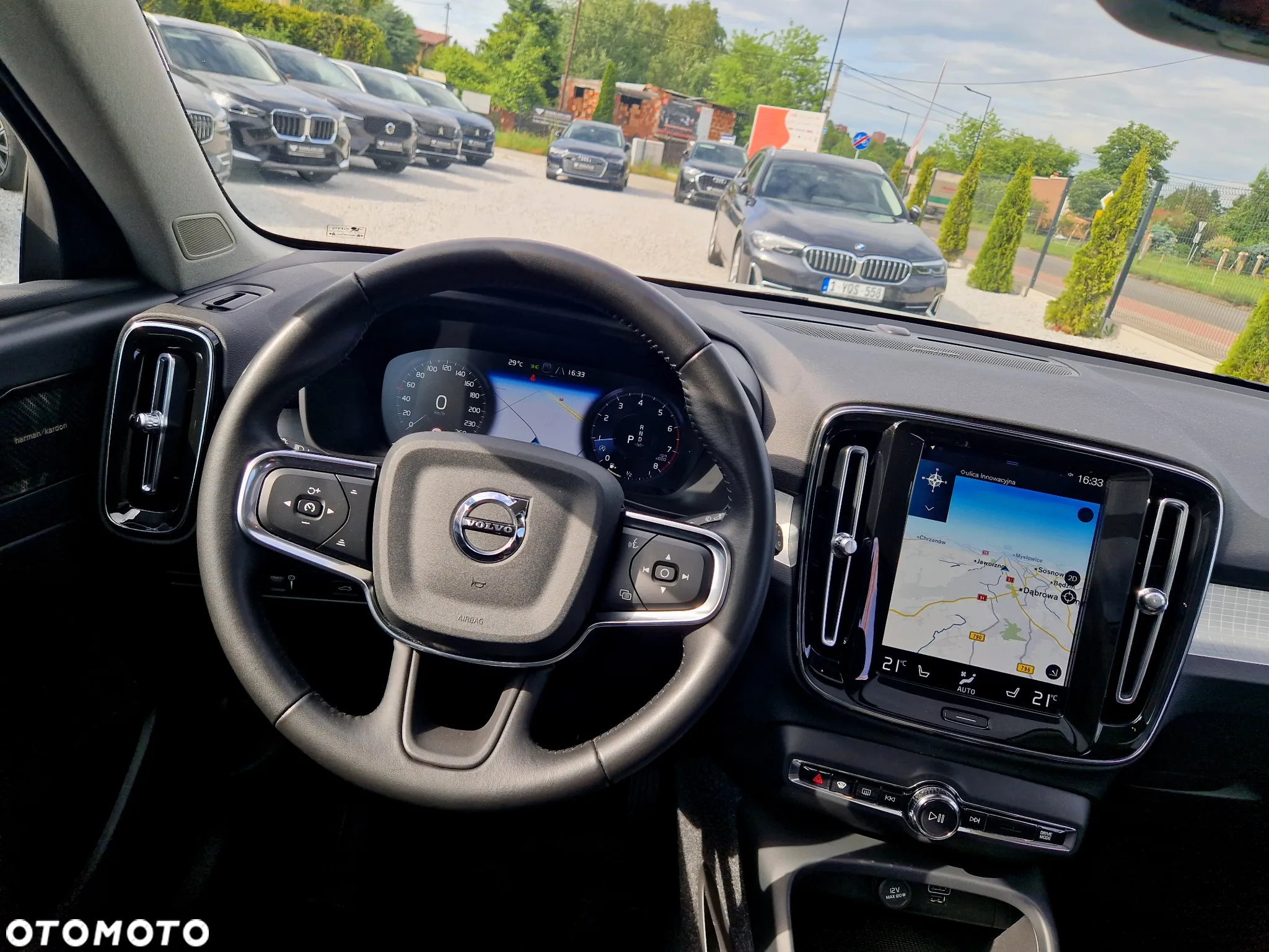 Volvo XC 40 T3 R-Design - 18