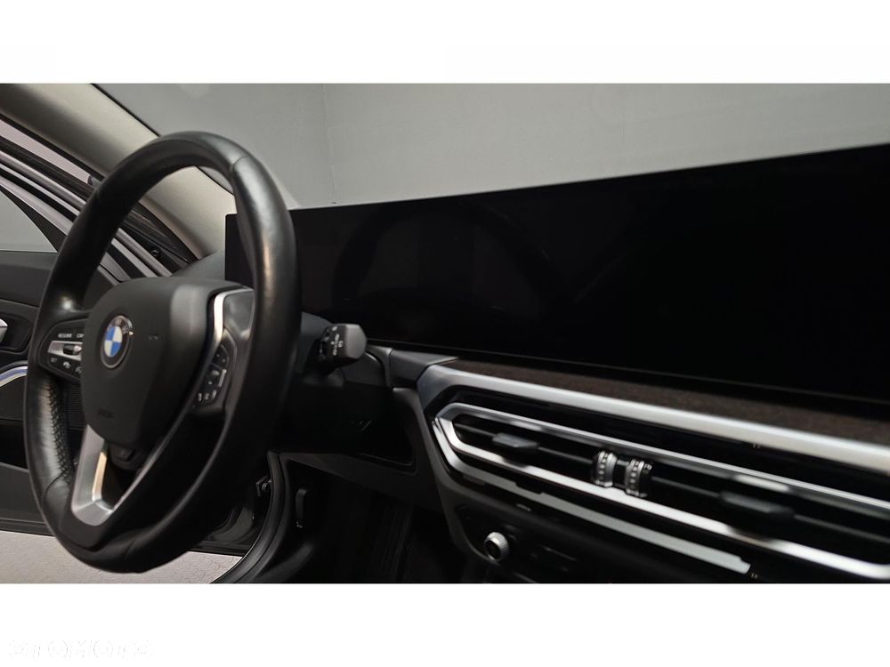 BMW Seria 3 - 31