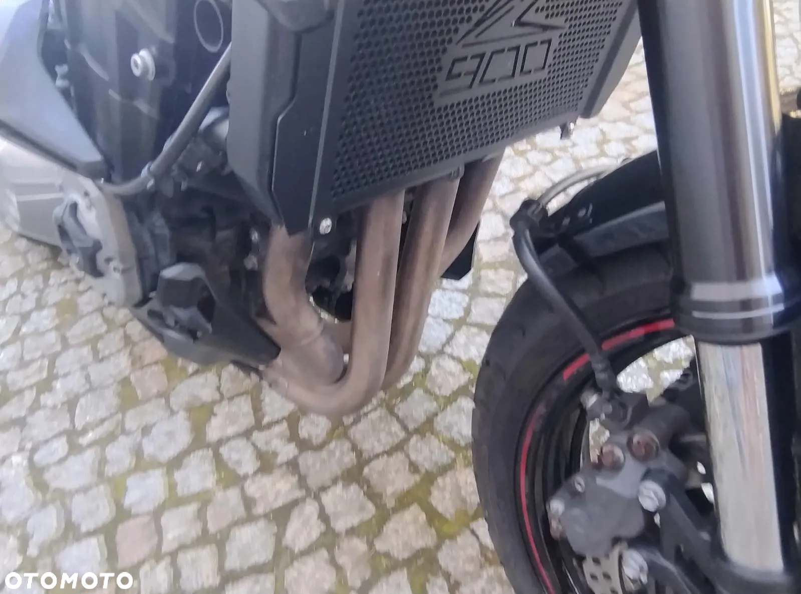 Kawasaki Z 900 - 12