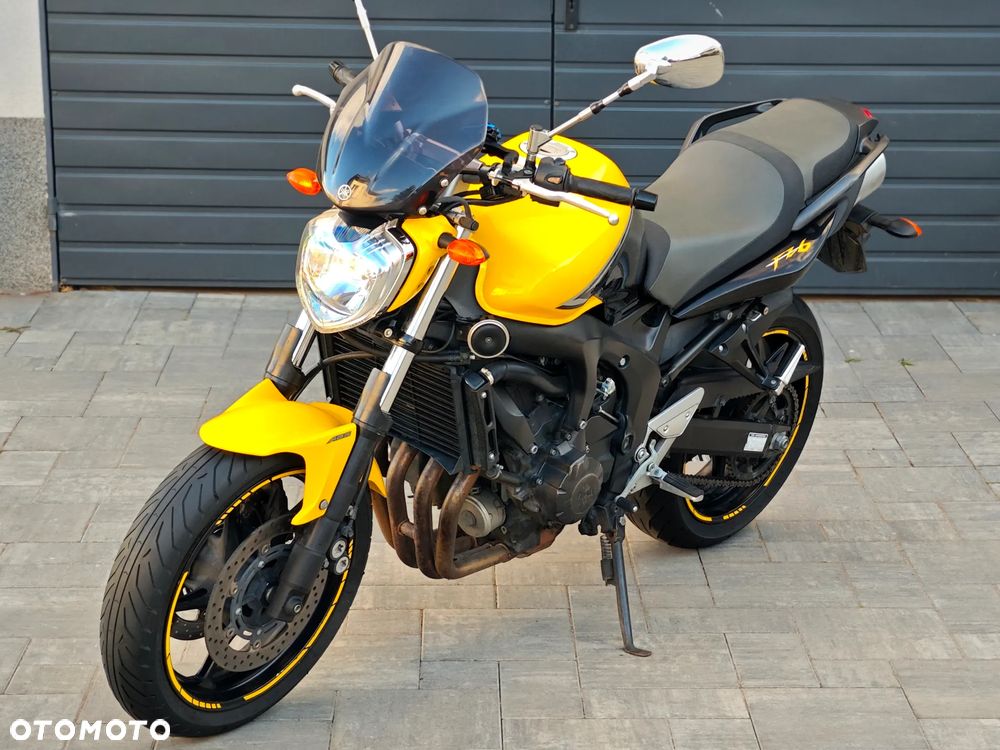 Yamaha FZ6 - 21