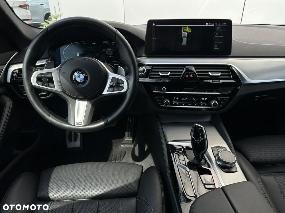 BMW Seria 5 520d xDrive mHEV M Sport sport - 19
