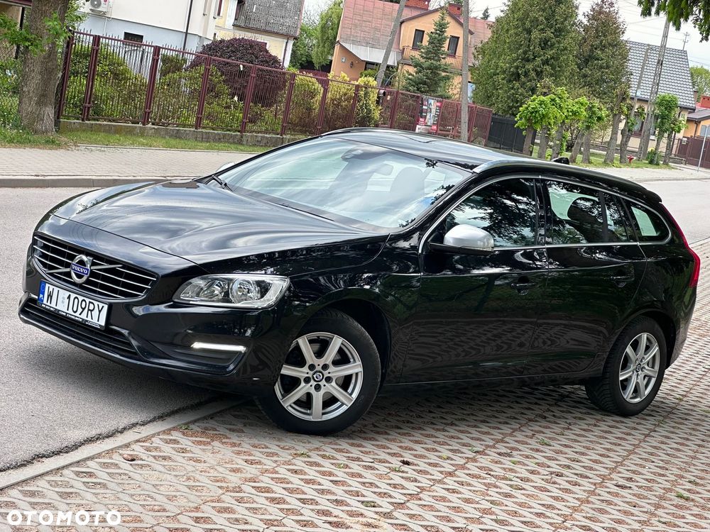 Volvo V60 D2 Summum - 10