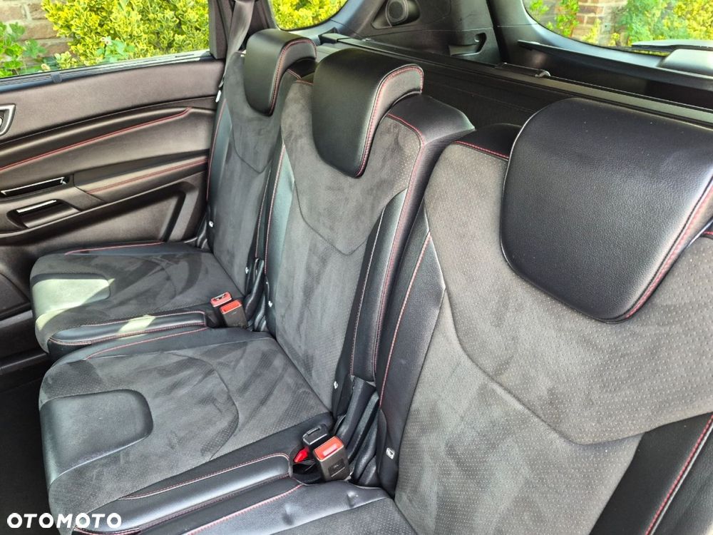 Ford S-Max - 23