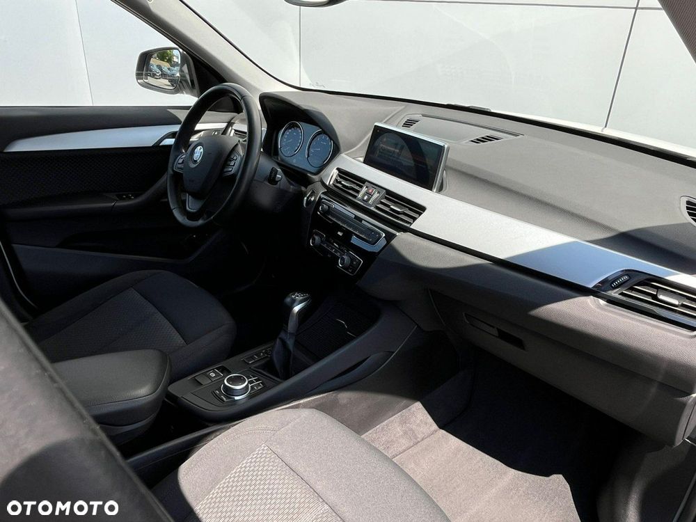 BMW X1 xDrive25e Advantage - 16