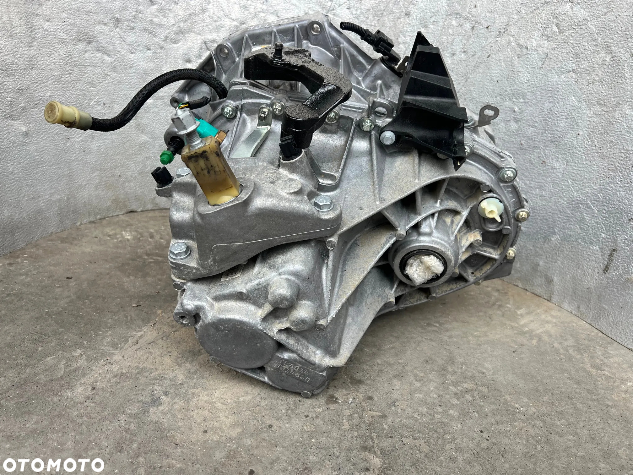 SKRZYNIA BIEGÓW MANUALNA  DACIA DUSTER II 1.5 DCI 4X4 TL8014 - 4