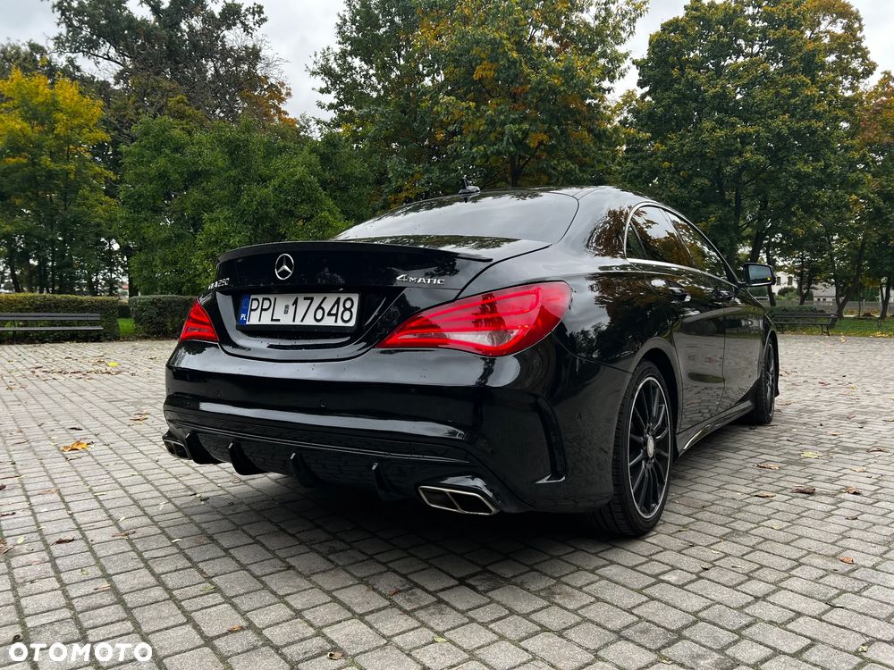 Mercedes-Benz CLA 250 4-Matic AMG Line - 8