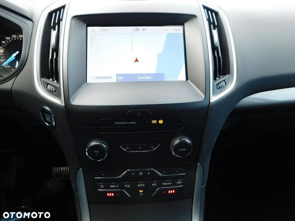 Ford S-Max - 17