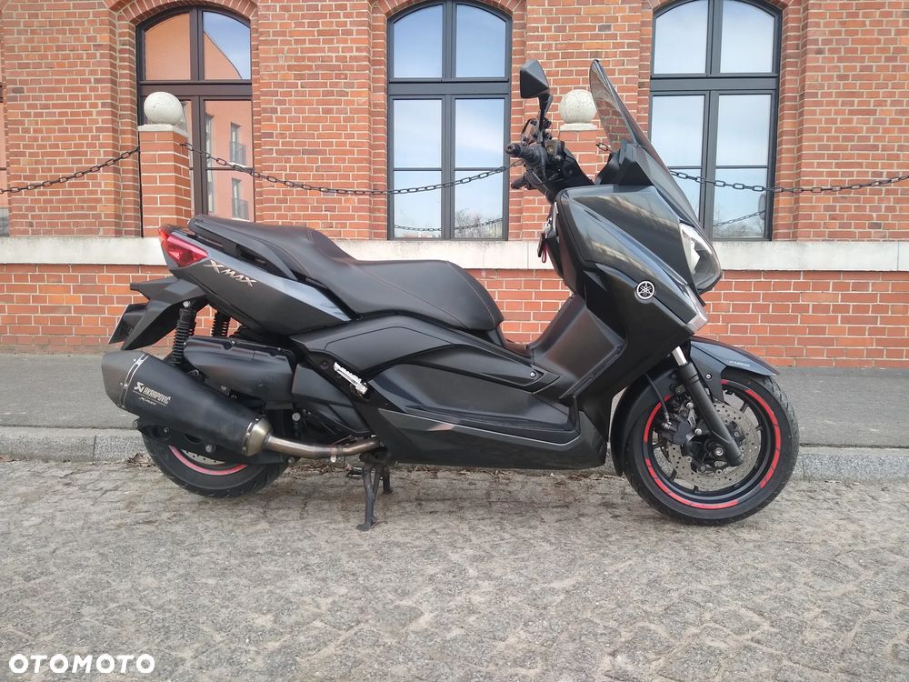 Yamaha X-max - 12