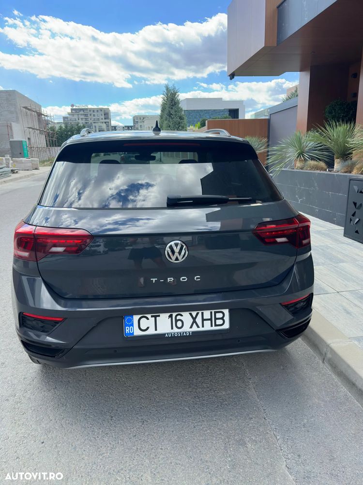 Volkswagen T-Roc - 3