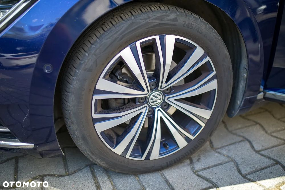 Volkswagen Arteon 2.0 TDI SCR Essence DSG - 9
