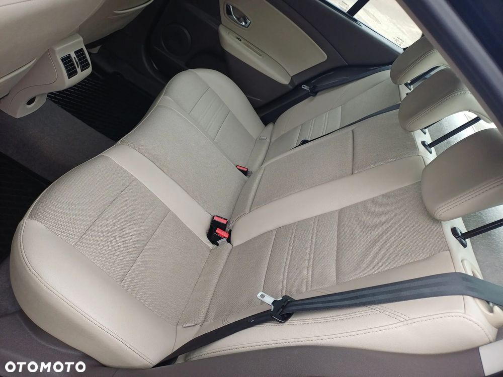 Renault Fluence 1.5 dCi Limited - 8