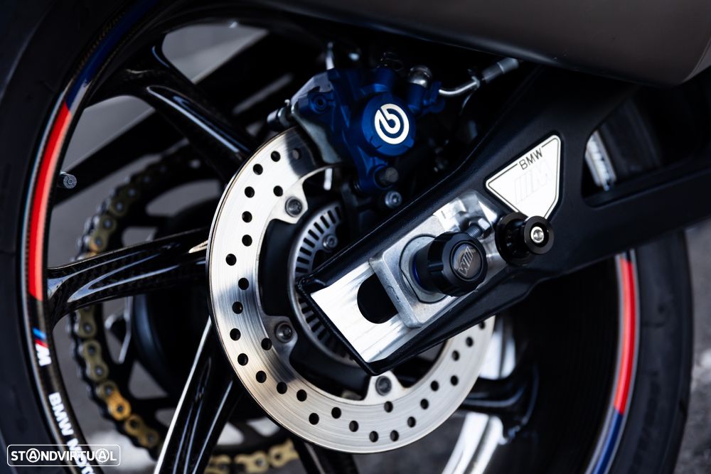 BMW M 1000 RR Competition - 25