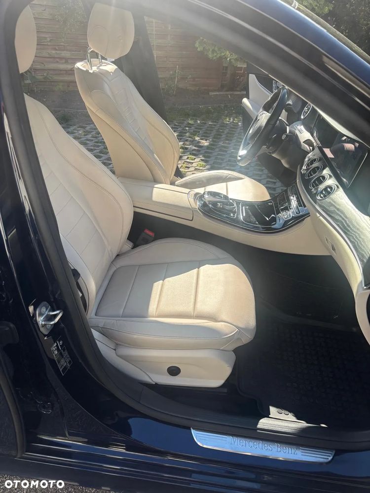 Mercedes-Benz Klasa E 220 d Business Edition 9G-TRONIC - 12