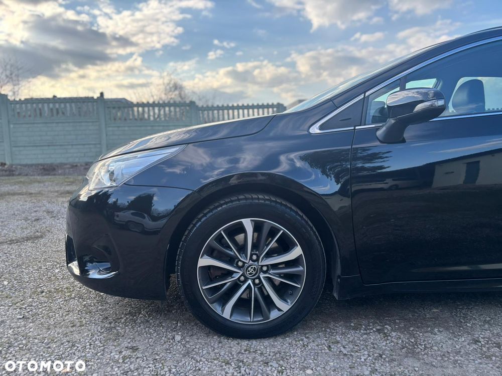 Toyota Avensis - 7