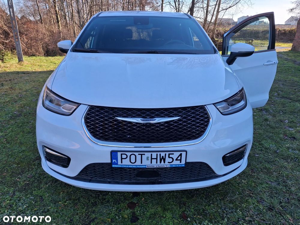 Chrysler Pacifica - 18