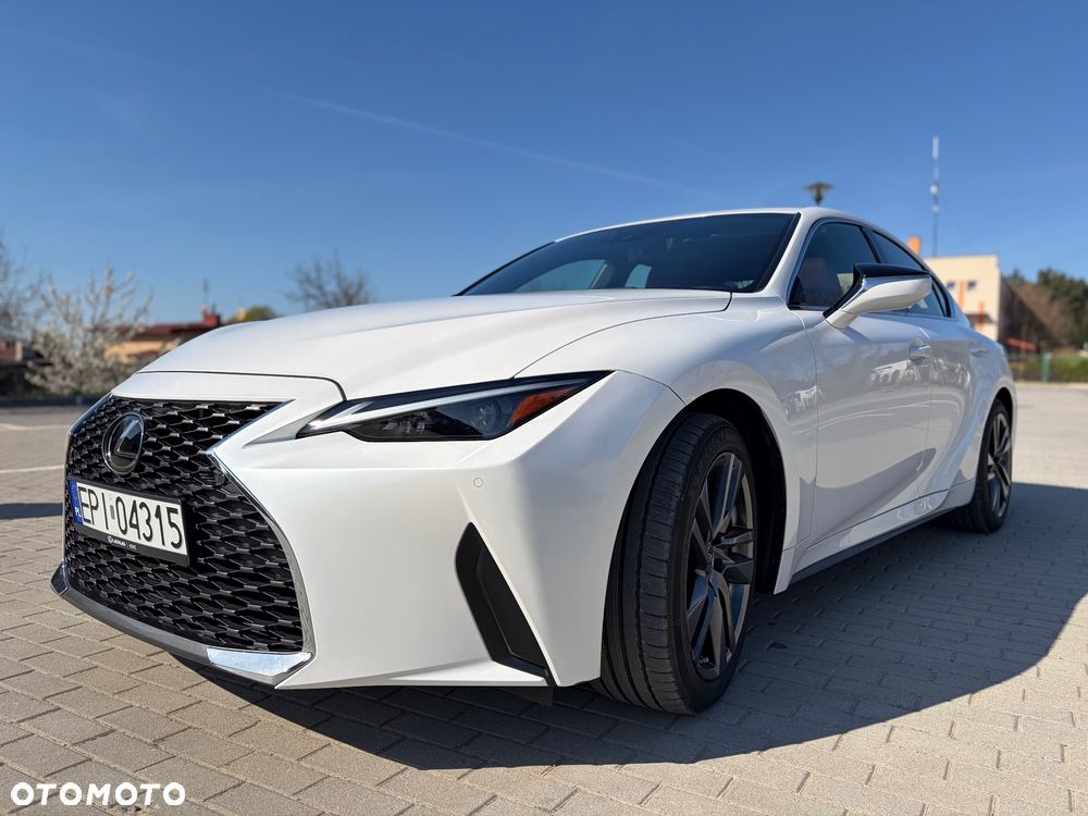 Lexus IS - 1