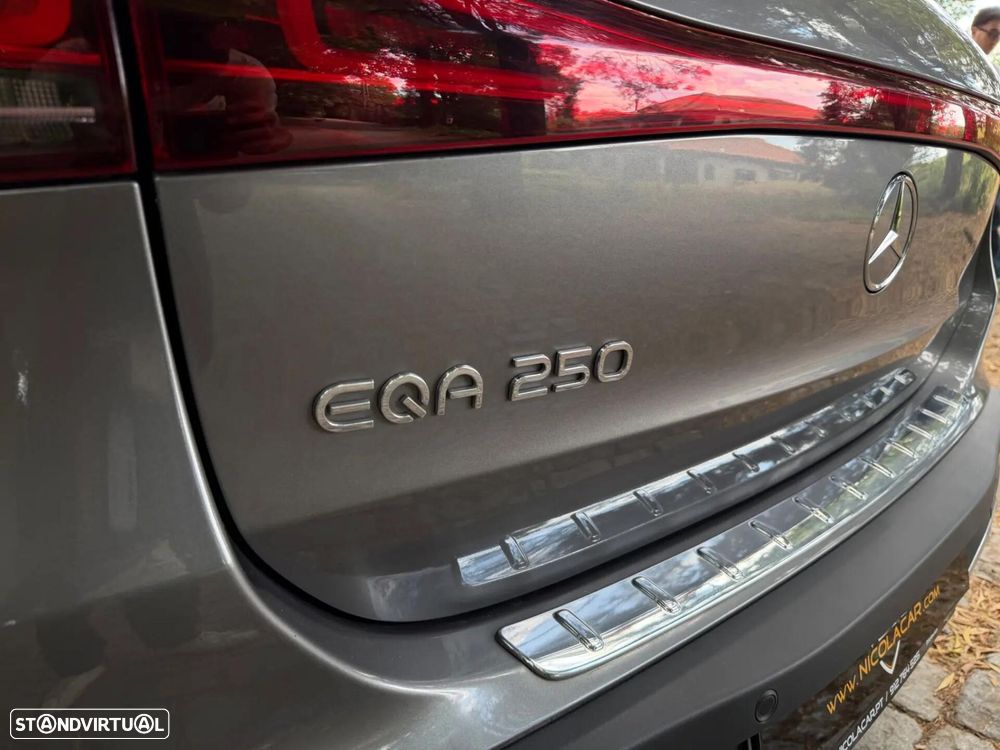 Mercedes-Benz EQA 250 AMG Line - 28