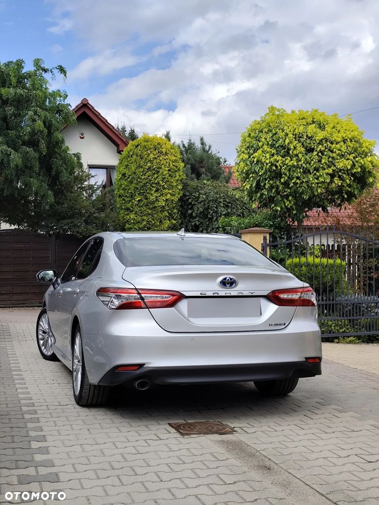 Toyota Camry 2.5 Hybrid Executive CVT - 7