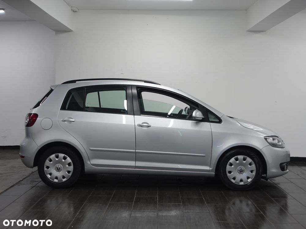 Volkswagen Golf Plus 1.6 Comfortline - 10