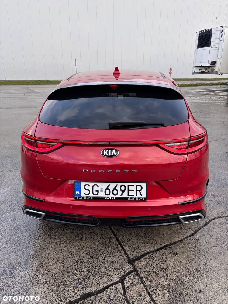 Kia ProCeed 1.4 T-GDI OPF GT LINE - 4