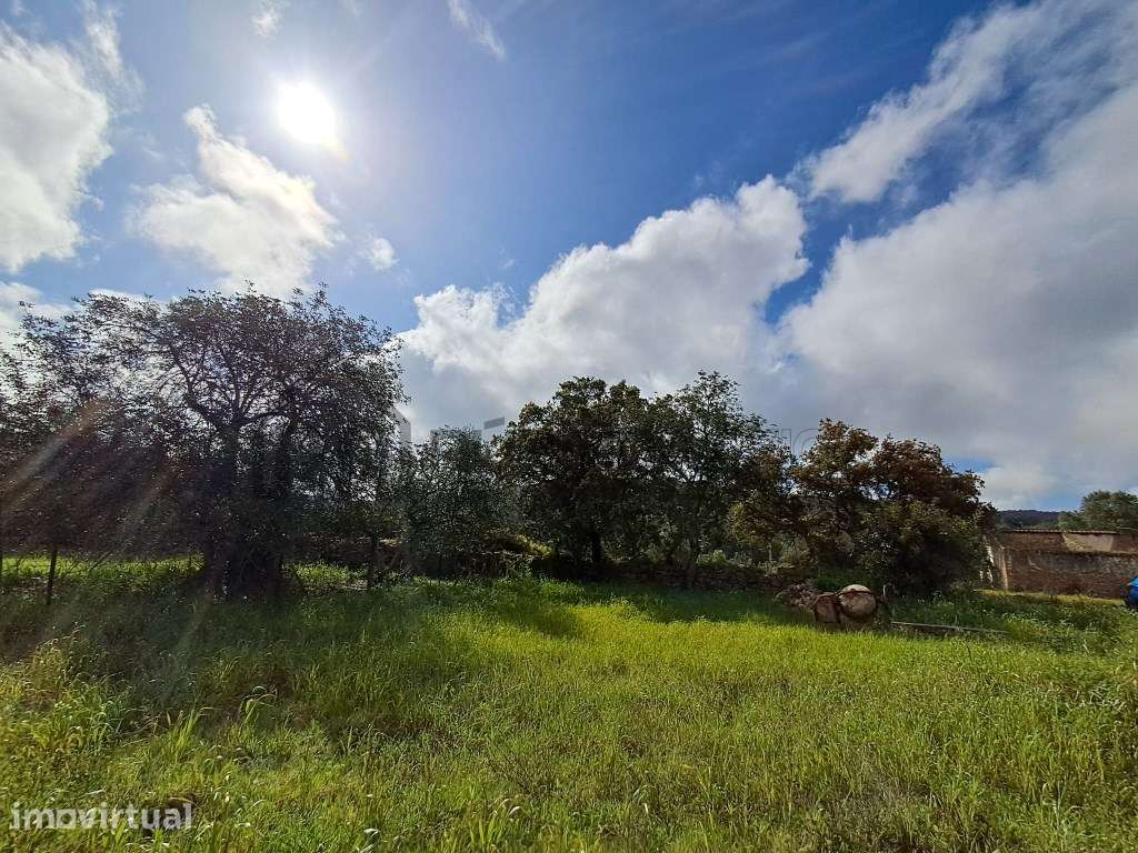 Terreno com Projeto Aprovado - Loulé
 2173 m² | Vista Campo | Proj... - Grande imagem: 4/11