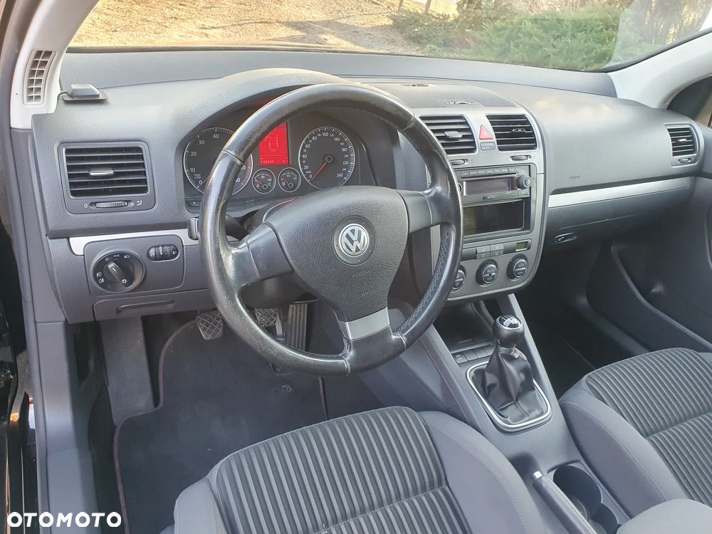 Volkswagen Golf - 9