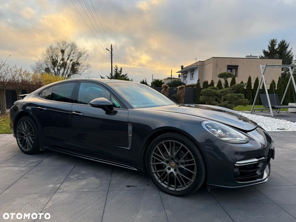 Porsche Panamera - 9