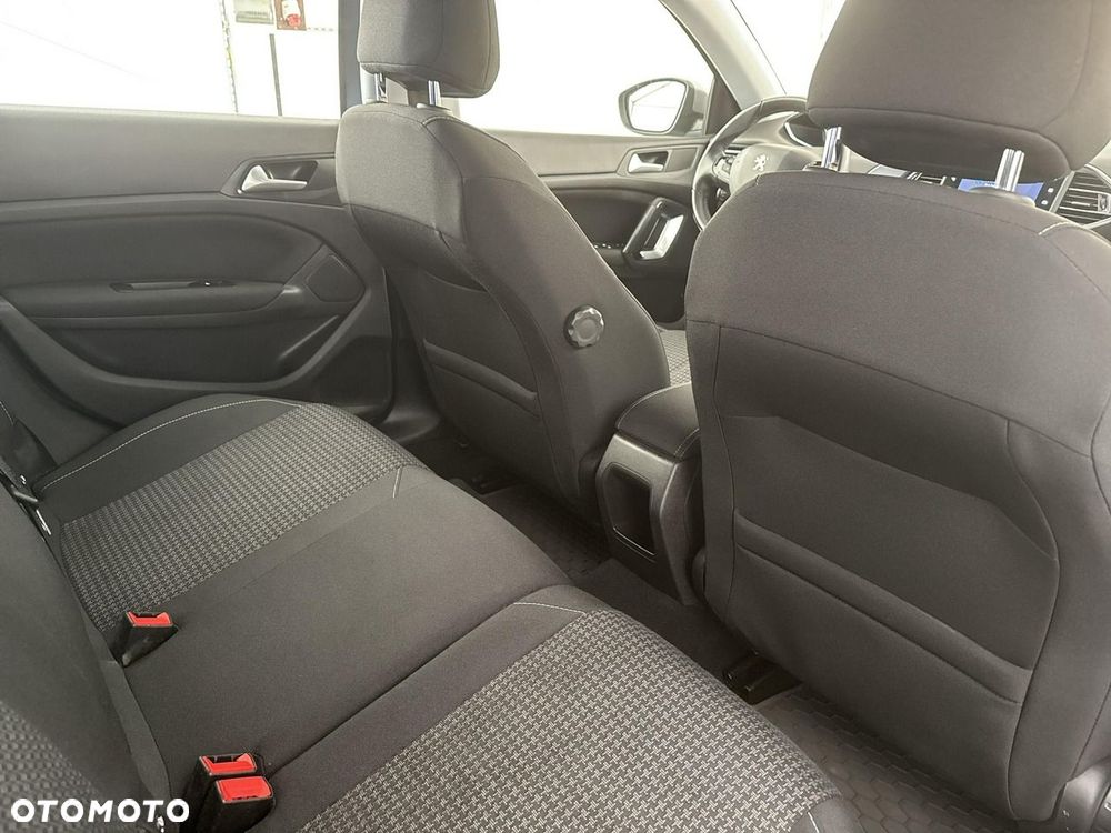 Peugeot 308 - 23