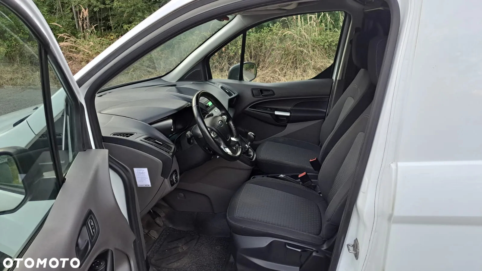 Ford Transit Connect - 11