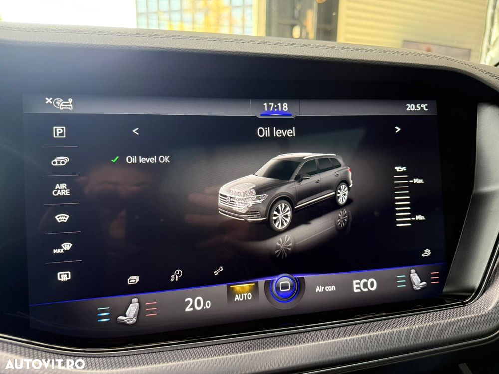 Volkswagen Touareg - 12