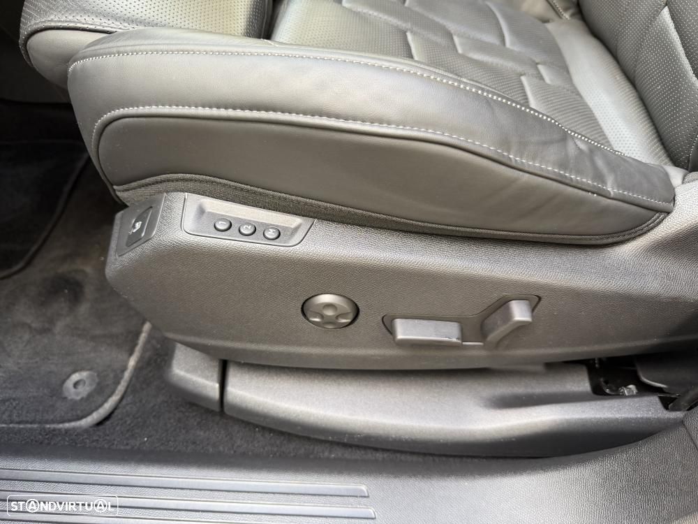 DS DS7 Crossback E-Tense Performance Line+ EAT8 - 21