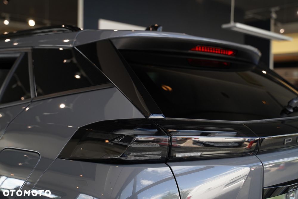 Peugeot 2008 PureTech 130 Allure S&S EAT8 - 21