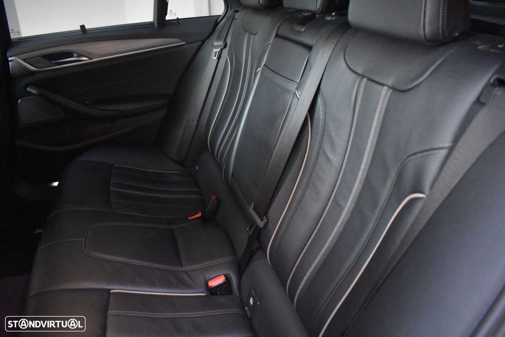 BMW 520 d Pack M Auto - 56