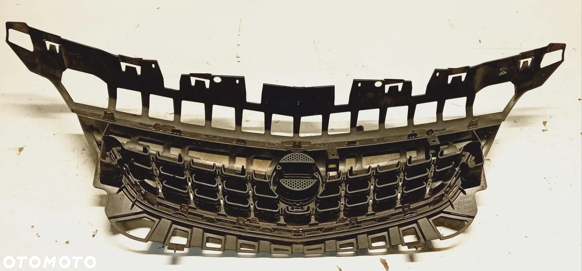 Grill Atrapa Zderzaka  Opel Astra J - 6