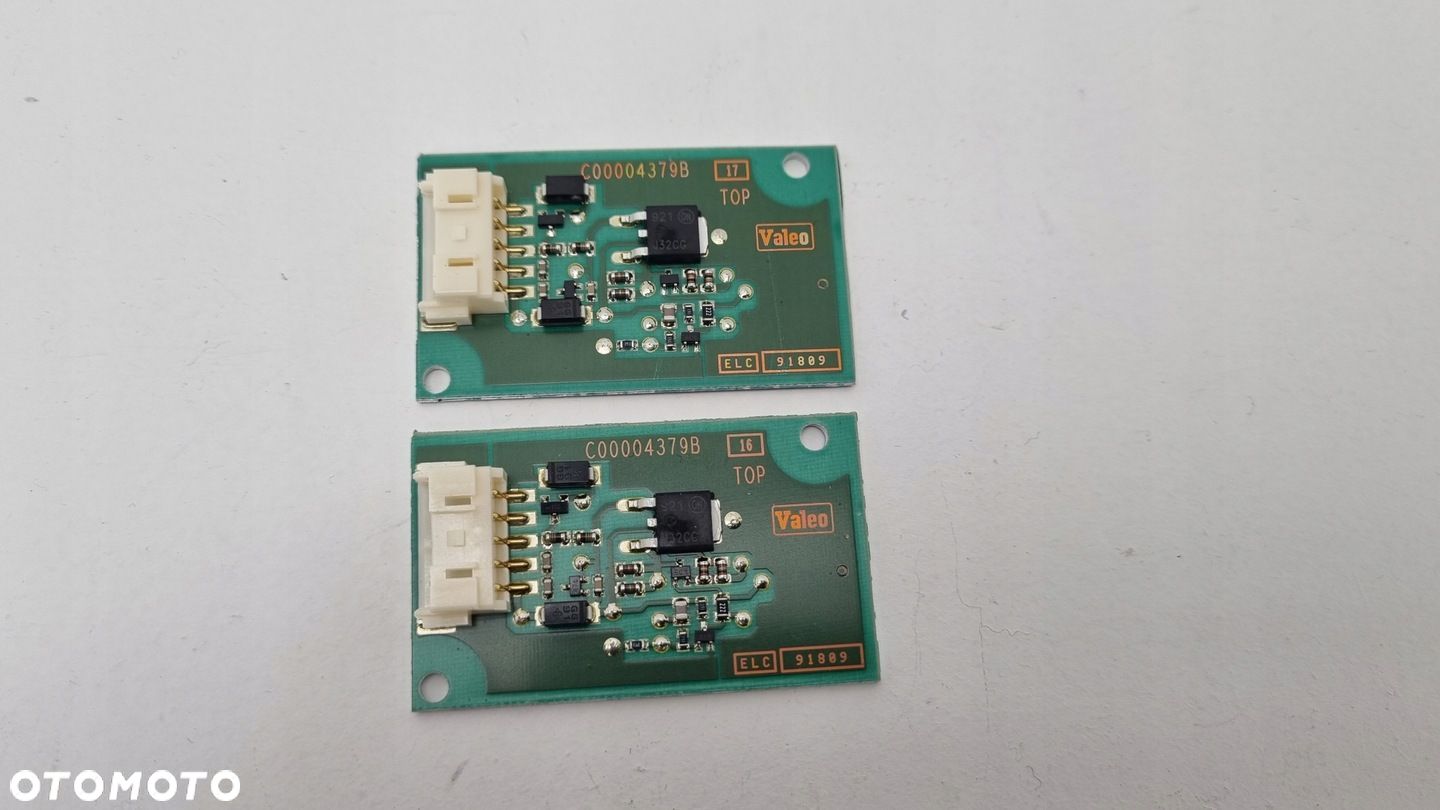C00004379B Valeo Peugeot AUDI BMW moduł LED 473070K - 1