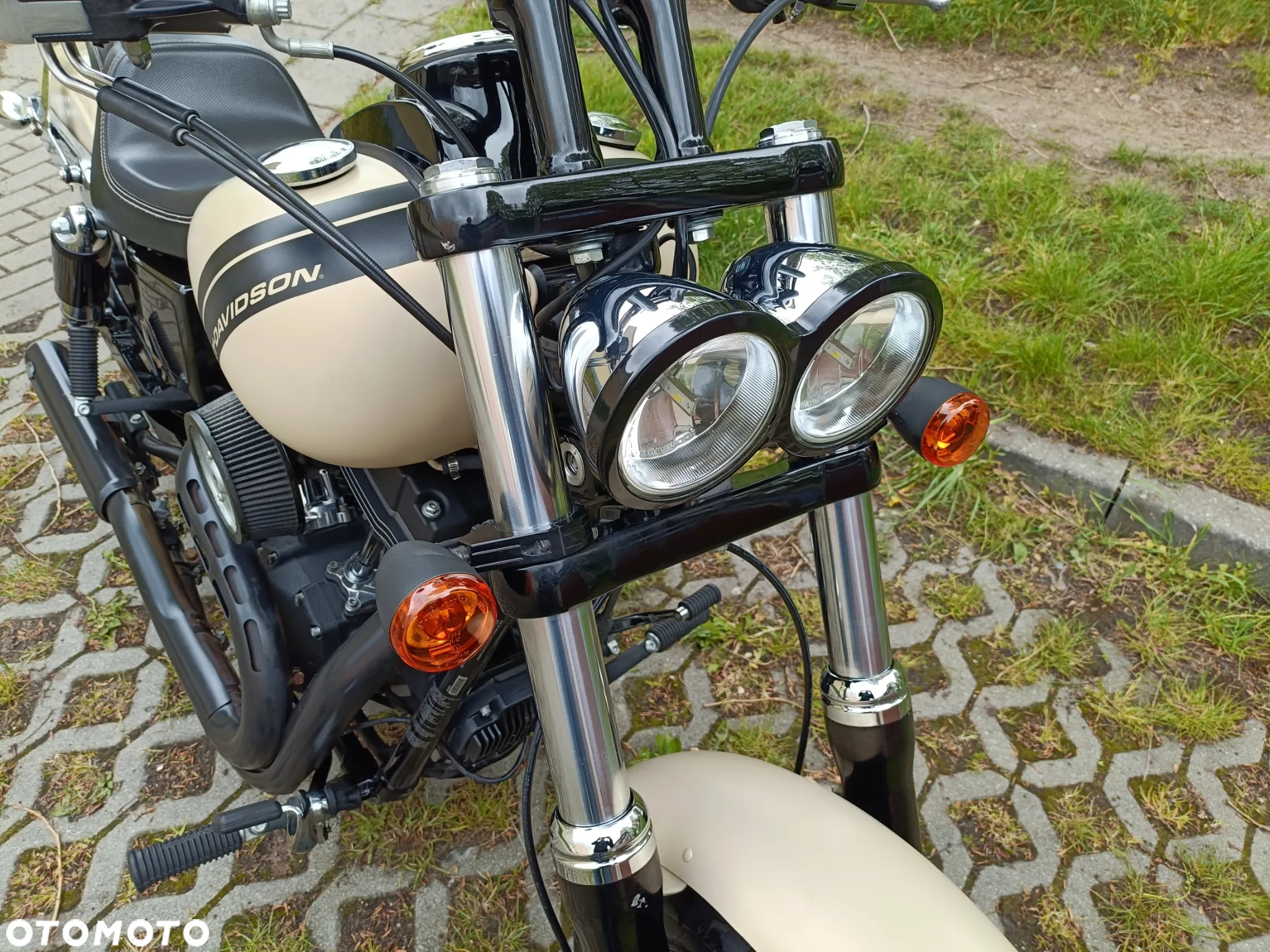 Harley-Davidson Dyna Fat Bob - 14