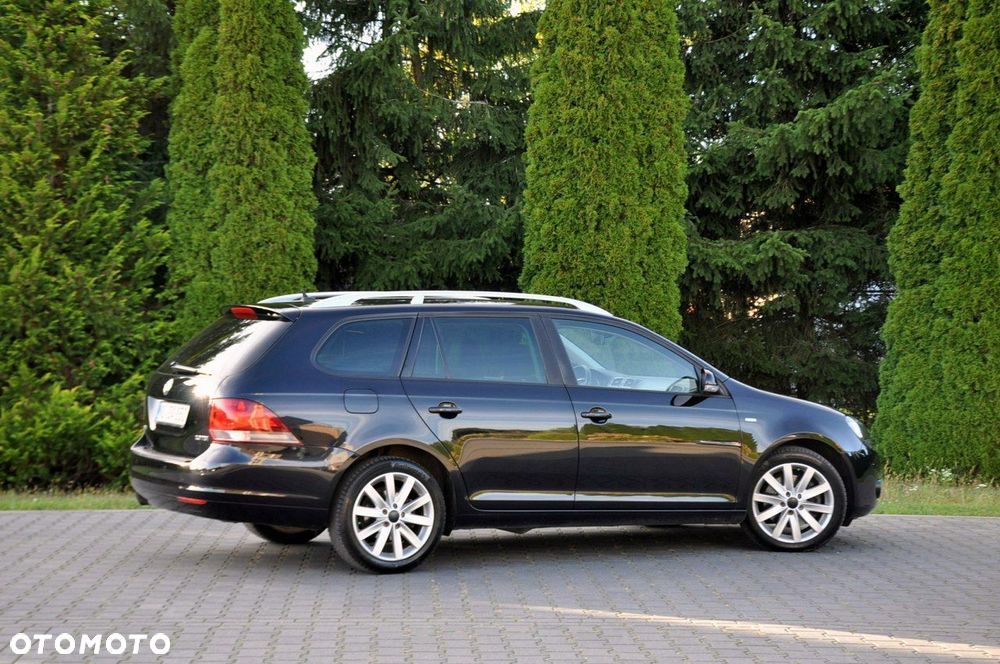 Volkswagen Golf - 5