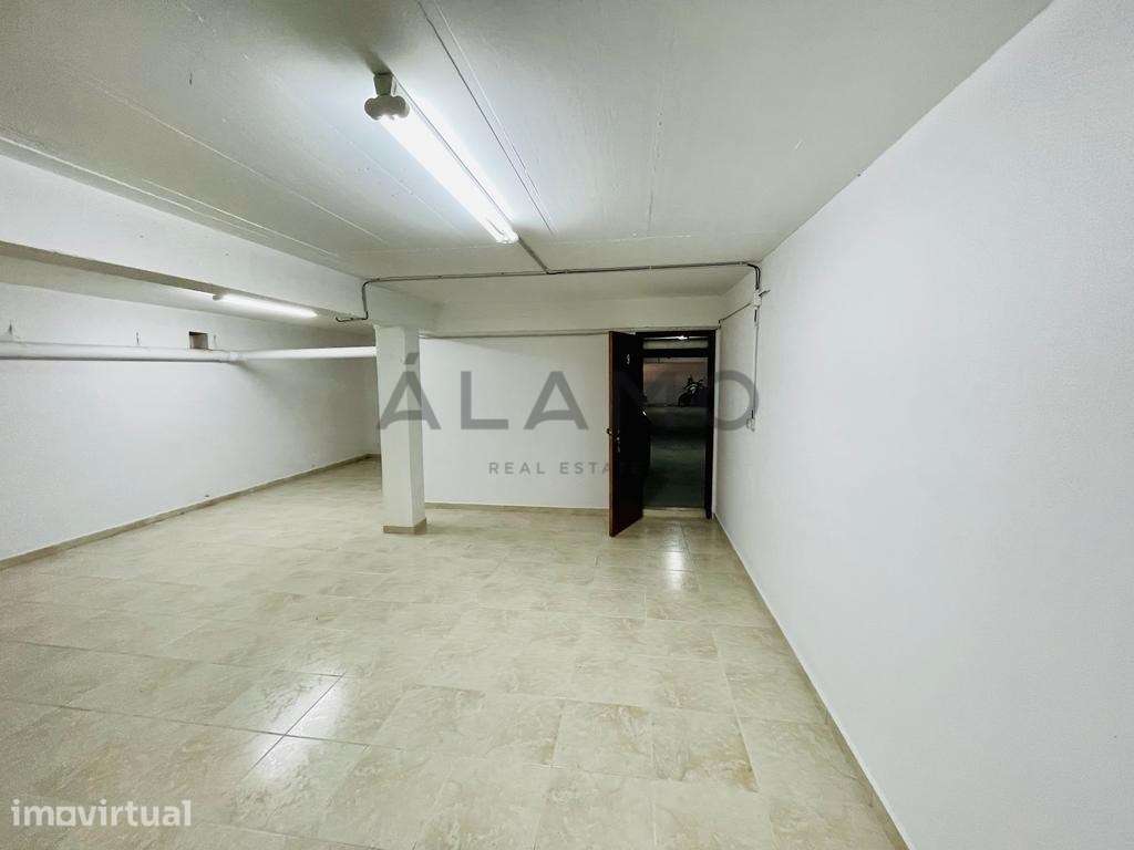 Aluguer de Espaço Self Storage / Arrecadação - 10€ m² - Grande imagem: 2/8