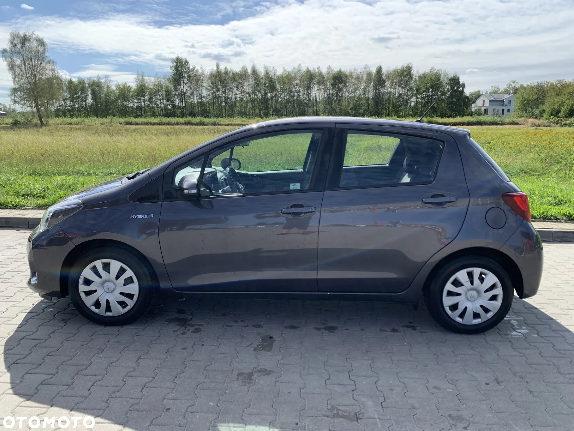 Toyota Yaris Hybrid 100 Active EU6 - 3